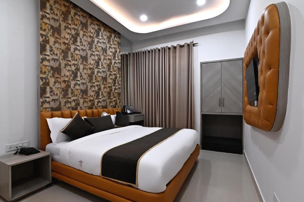 Hotel Golden Stay Амрітсар Екстер'єр фото